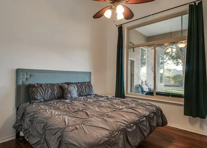 North Sanctuary W Htd Pool And Views *