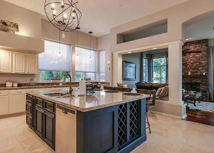 Holiday home North Sanctuary W Htd Pool And Views Scottsdale